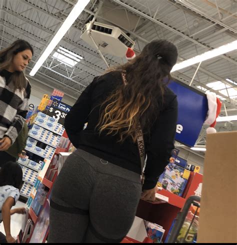 Thick Cute Latina Spandex Leggings Yoga Pants Forum