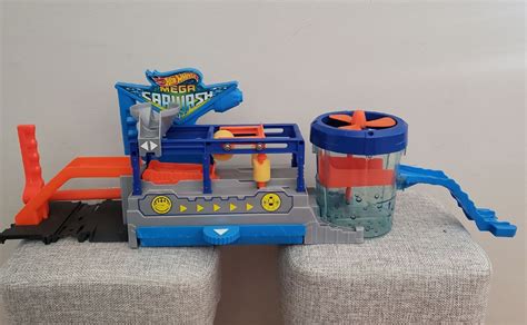 Pista Mega Lava R Pido Hot Wheels Brinquedo Para Beb S Hot Wheels Usado Enjoei