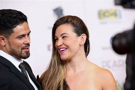 Who Is Miesha Tate S Husband Johnny Nunez Abtc