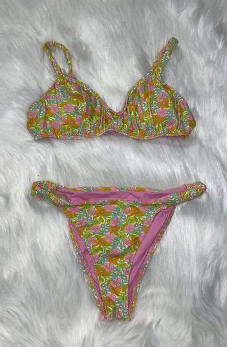 Dippin Daisys Swimwear Pink Floral Bikini Set Multiple 35 65 Off