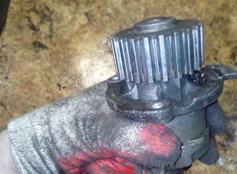 Как поменять помпу на ваз 2109 своими руками