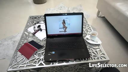 Vyvan Hill Big Boobed Blonde Babe Fucked Haley Hill