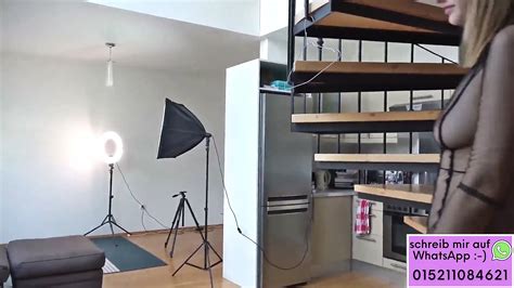 Deutsche Frau Zeigt Ihr Arsch Und Bekommt Schwanz Rein Rough Sex Ass Porn XHamster