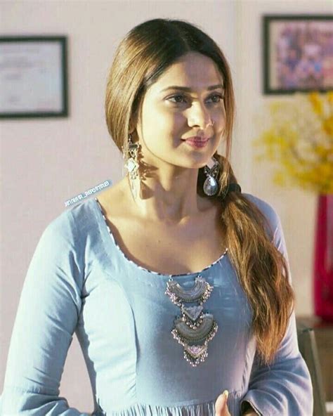 Jennifer Winget Jennifer Winget Jennifer Winget Beyhadh Stylish Girl