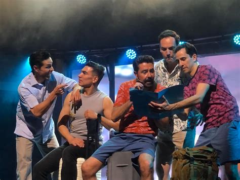 Teatro La Chica Del Bikini Azul Un Homenaje Musical A Luis Miguel