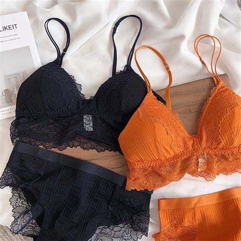 Free Shipping Sexy V Neck Lace Backless Hollow Brassiere Push Up Bra And Panty Lingerie Set On