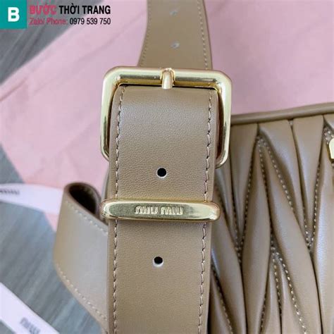 Túi xách Miumiu siêu cấp da cừu màu nude size 24cm