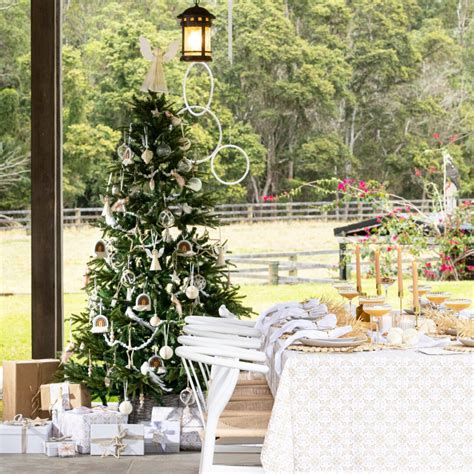 Hướng Dẫn How To Decorate Your Home For Christmas Để Ngôi Nhà Thêm Xuân