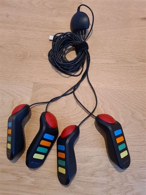 Buzz für Playstation 2 Buzzer für das Kult Spiel Kaufen auf Ricardo