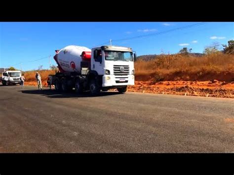 VEJA O ASFALTO DA BR 479Mg QUE LIGA JANUÁRIA A CHAPADA GAÚCHA TEJUCO