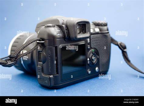 The back of a digital bridge camera showing viewing screen and viewfinder Stock Photo - Alamy