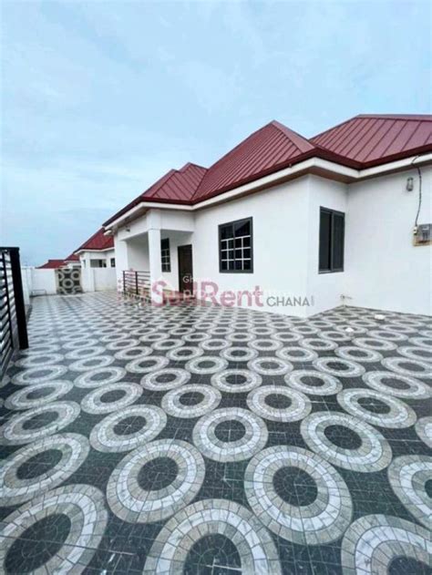 For Sale 4 Bedrooms Kumasi Metropolitan Ashanti 4 Beds 4 Baths