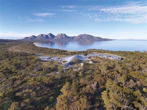 coles bay destination guide discover tasmania