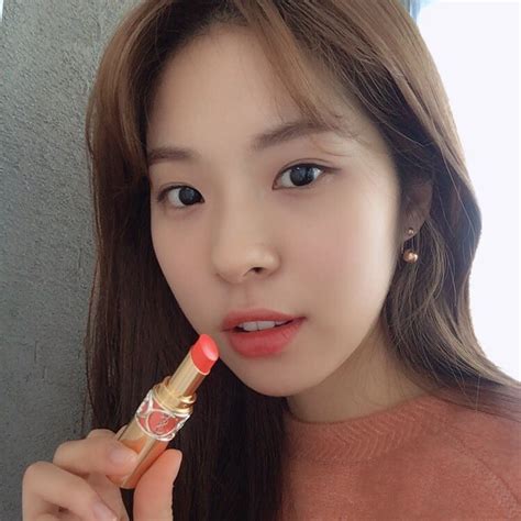 I M T N Th I Son Hot Nh T Khi N Lo T Sao H N M M N Th I Gian G N Y