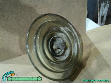 Подвесной стеклянный изолятор | Старый Свет