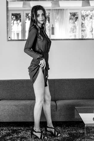 Mila Azul Green Dress Metart Luscious Hentai Manga Porn