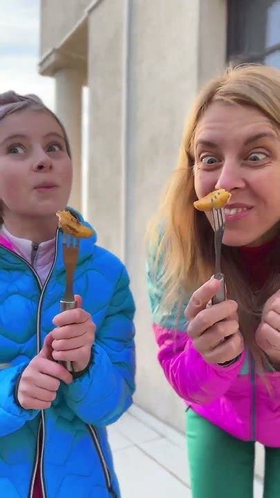 😱 Săraca FatĂ A Flămânzit 😵‍💫 She Is Poor And Hungry Shorts Youtube