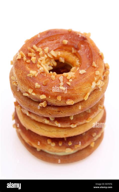 Cream Sandwich Crackers Donut Stock Photo Alamy