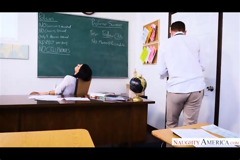 Hot Professor India Summer Plays With Her Pussy In Class Before Taking Student S Cock