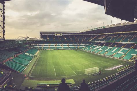 Celtic Park Glasgow Flutlichtfieber