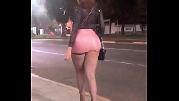 Exhibitionnisme De B B Gros Cul Dans La Rue Xvideos
