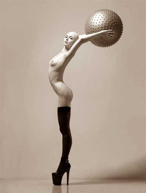 Erotica Vol4 H8934 1000 Porn Pic