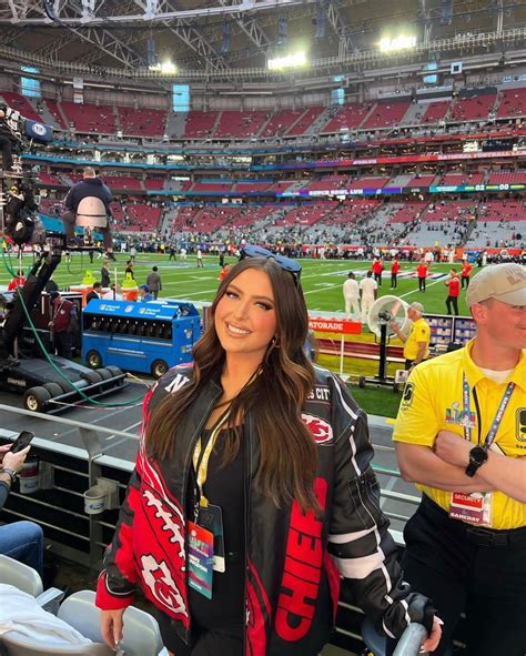 Belisa Button (@belisabutton) • Instagram photos and videos