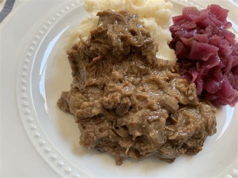 Hachee - Dutch Stewed Beef - The Crossroads Cook