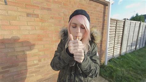 Chloe Toy Smoking Hot Vr Porn Video Vrporn