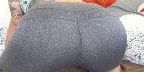 Sexy Brunette Farting 3 Tnaflix