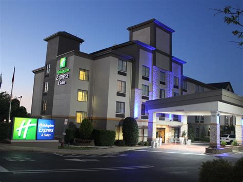Hotels in Concord NC | Holiday Inn Express & Suites Charlotte-Concord-I-85