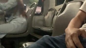 Follando En El Bus Publico Watch The Best Free Porn Letmejerk