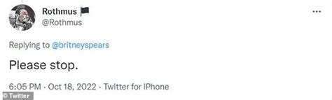 Britney Spears Poses NUDE In Bed On Twitter Daily Mail Online