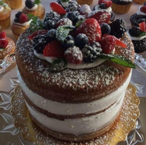 Naked Cakes Sweet Dreams Are Made Of This Hot Trend Cbc News