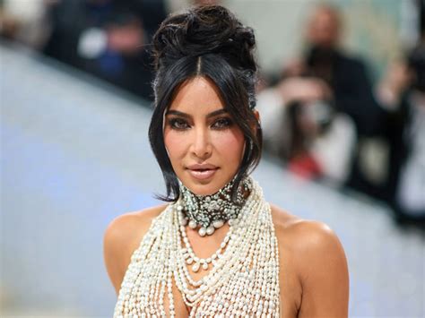 Kim Kardashian Prefers Having Sex With Lights Off Masala