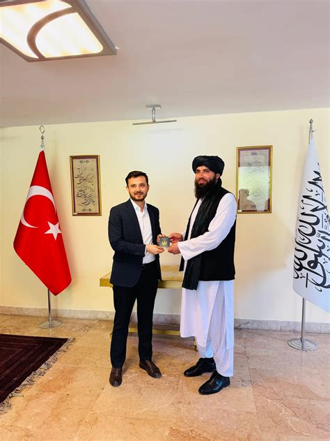 Passport distribution for Afghan residents resumes in Turkey | Islamic