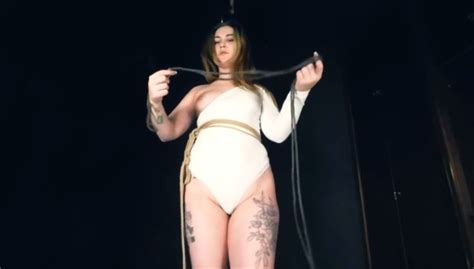 Shibari Selftie VR Porn Video VRPorn