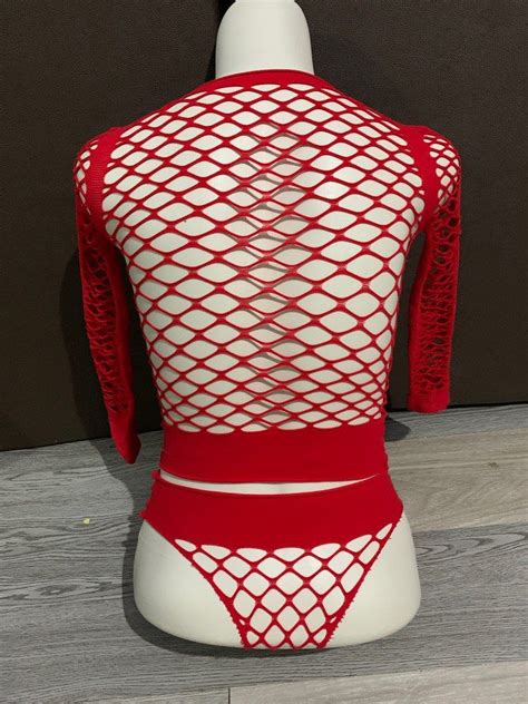 Lingerie Set Merah Jaring Fesyen Wanita Pakaian Wanita Lainnya Di Carousell