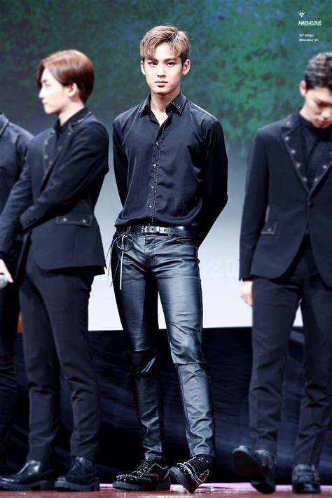 Seventeen Gay Fashion Mingyu