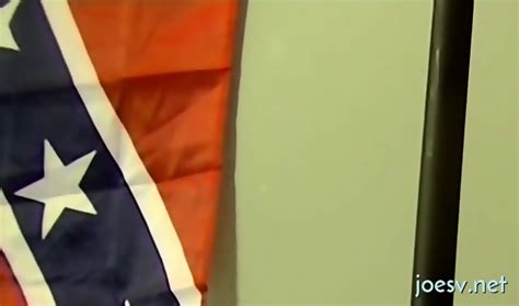 Closeup Gay Blowjob In Sloppy Modes