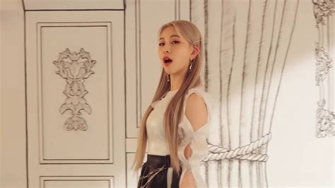 GWSN Like It Hot Who S Who K Pop Database Dbkpop