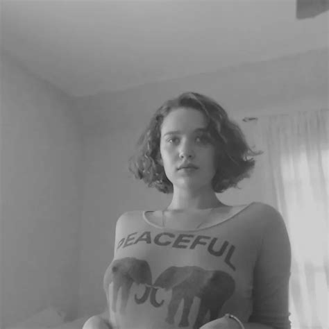 F Who Would Like To Be My Roommate Nudes GoneMild NUDE PICS ORG