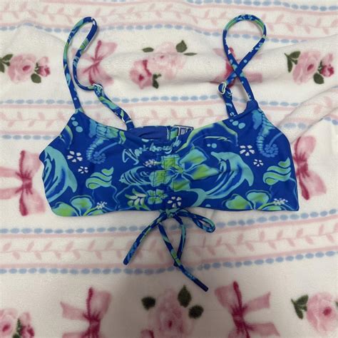Blackbough Bikini Top Size Small Depop