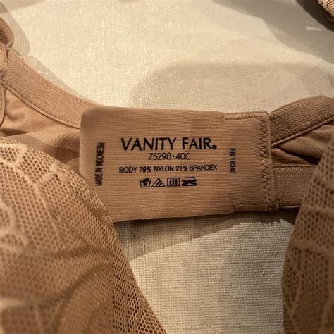 Vanity Fair Nude Lace Style Bra EUC Size 40C Depop