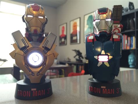 Cool Stuff Hot Toys Iron Man Mini Busts Deluxe Set