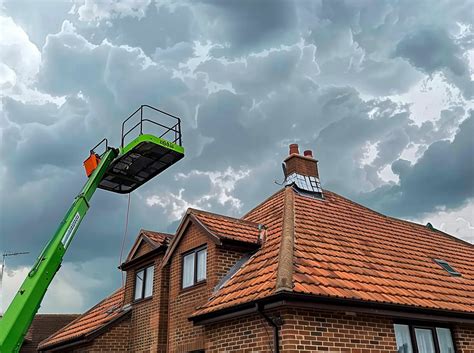 Pros and Cons of Different Roof Cleaning Methods - Northants Exterior Clean