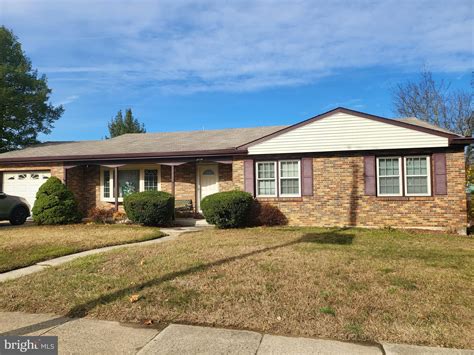 11 E 7th St #7, Burlington, NJ 08016 - See Est. Value, Schools & More