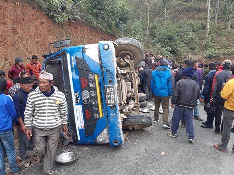 रक्सीको नशामा सवारी चलाउँदा धादिङमा दुर्घटनाः सात जनाको मृत्यु