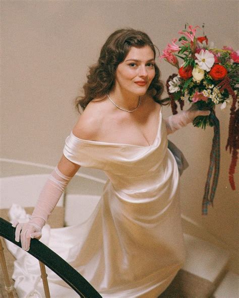 Ator de Sex Education casou se e quem oficializou a cerimónia foi o