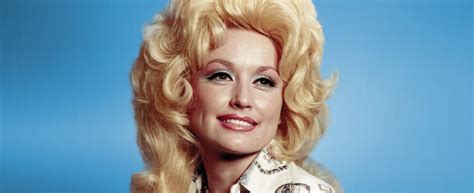 DOLLY PARTON Jolene | The Most Sung Cheat In History